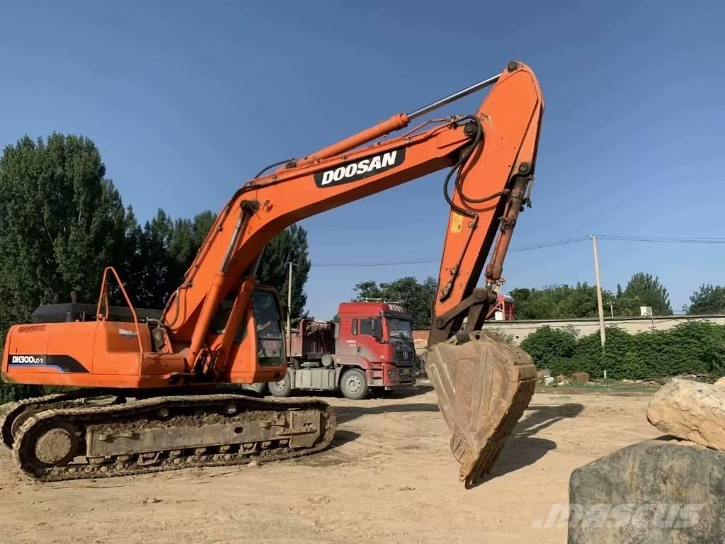 Doosan DH300 Bageri gusjeničari