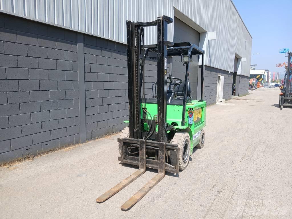 Clark EPX 25 Električni viličari