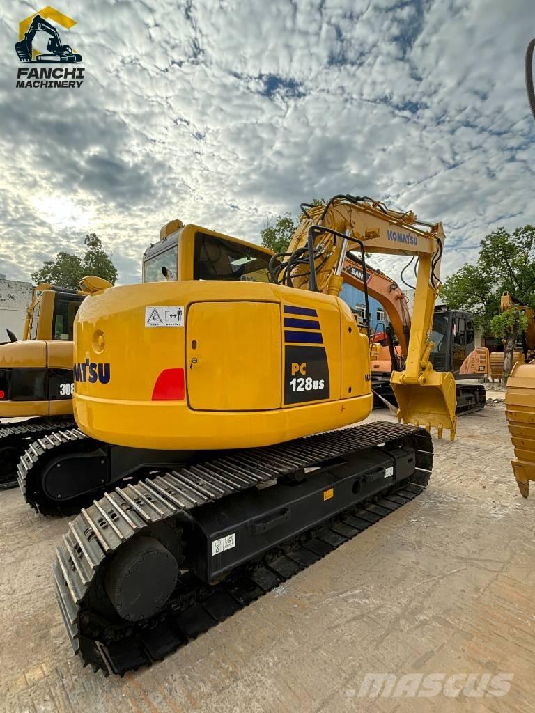Komatsu PC 128 US Bageri gusjeničari