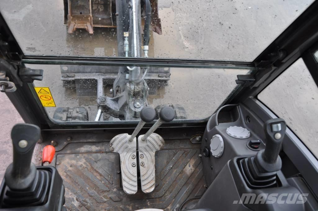 Volvo EC 18 E Mini bageri <7t