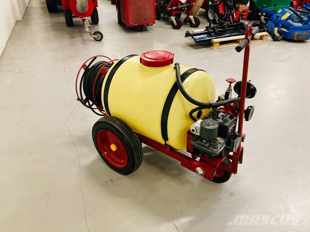 Hardi TR3-200 Vučene prskalice