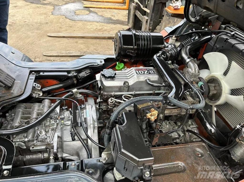 Toyota Toyota8F FD30 Dizelski viličari