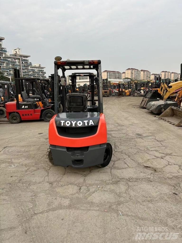 Toyota Toyota8F FD30 Dizelski viličari