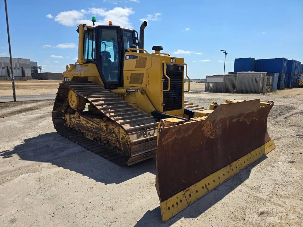 CAT D 6 N LGP Buldožeri gusjeničari