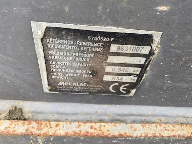 Mecalac 12 MTX Bageri na kotačima