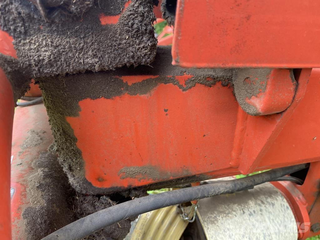 Kuhn GF6301MH Okretači i sakupljači sijena