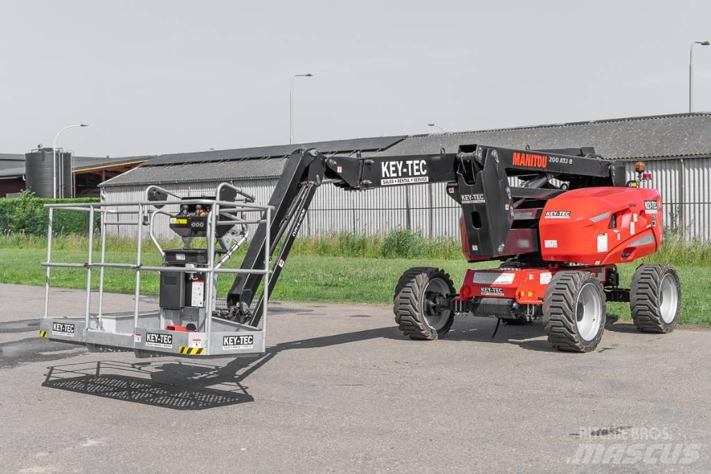 Manitou 200 ATJ e Zglobne podizne platforme