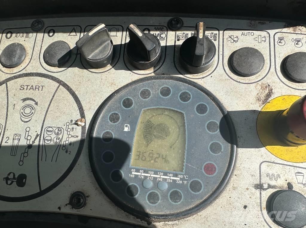 Bomag BW 135 AD-5 Valjci sa dvojnim bubnjem