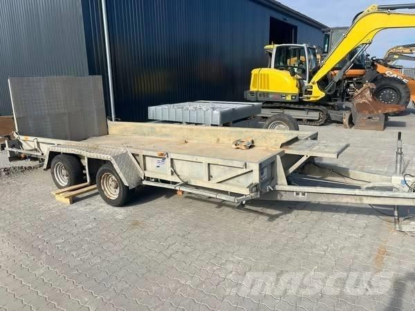 Ifor Williams GP 146 Auto  prikolice