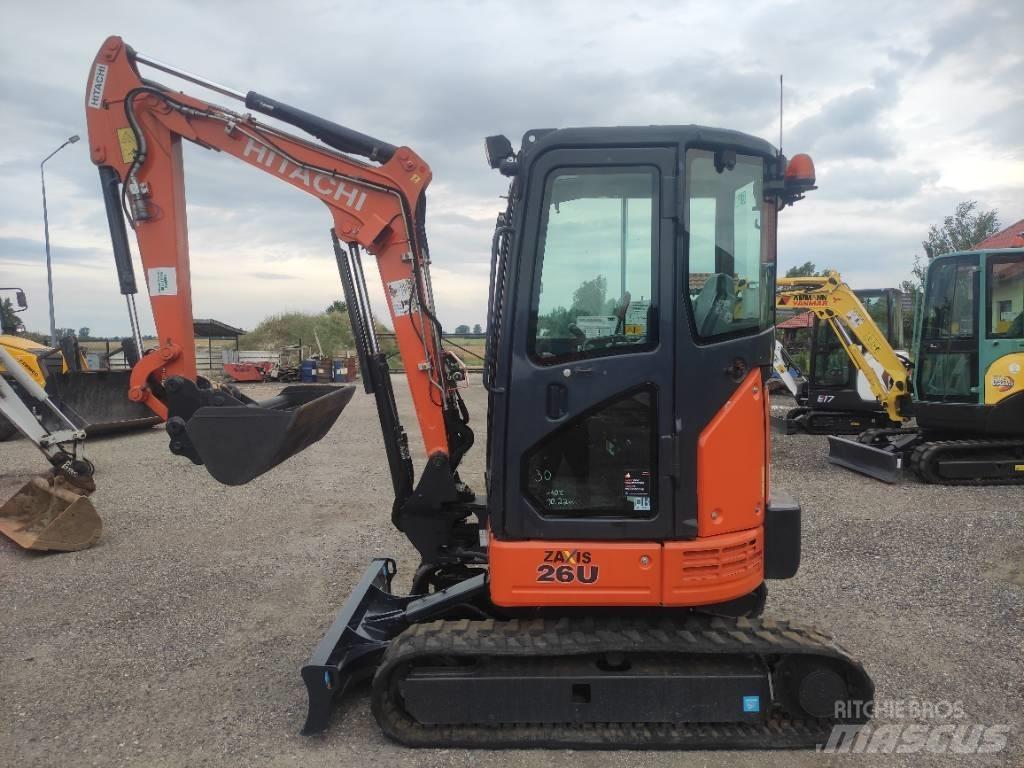 Hitachi ZX 26 U-6 Mini bageri <7t