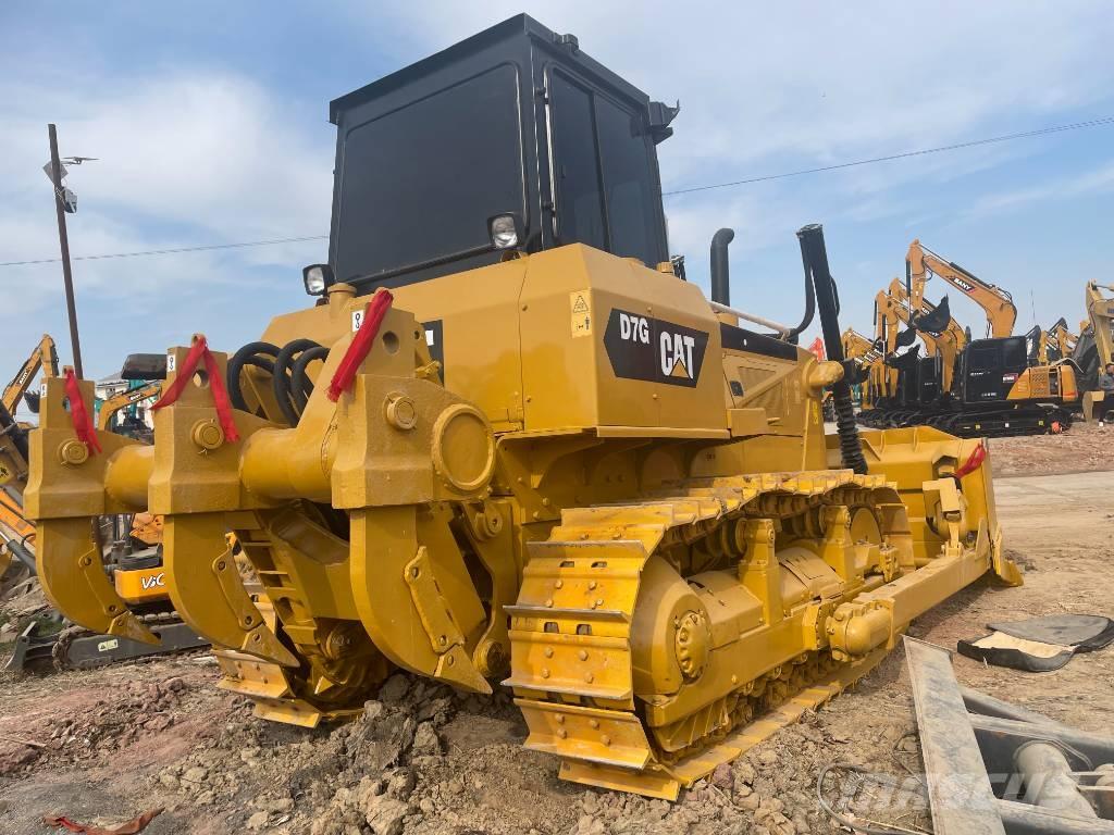 CAT D 7 G Buldožeri gusjeničari