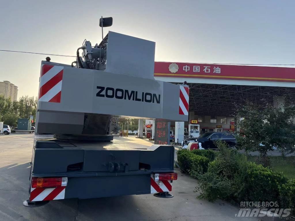 Zoomlion QY25V Rabljene dizalice za težak teren