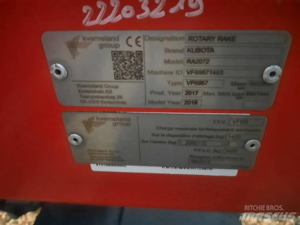 Kubota RA2072 Okretači i sakupljači sijena