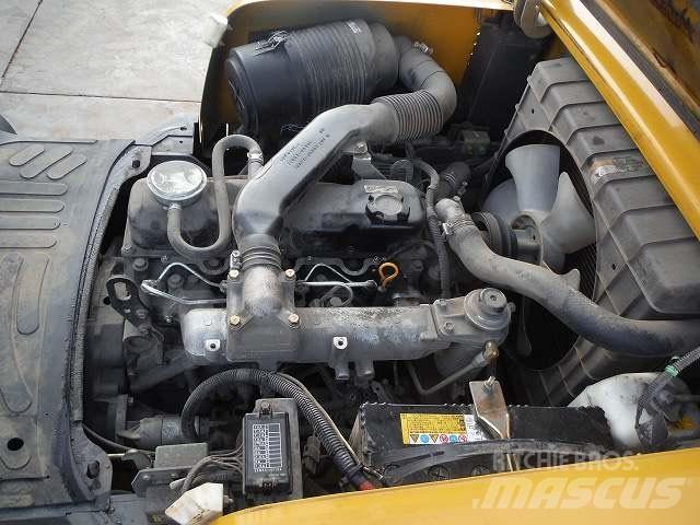 TCM FD25T3 Dizelski viličari