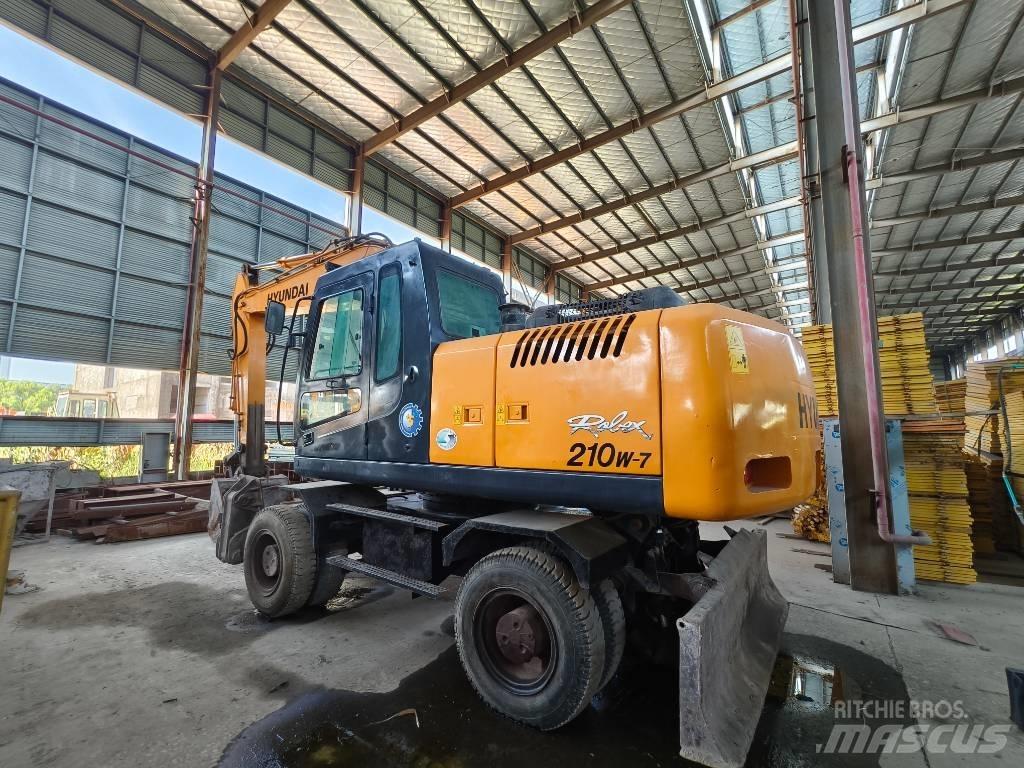 Hyundai R210w-7 Bageri na kotačima