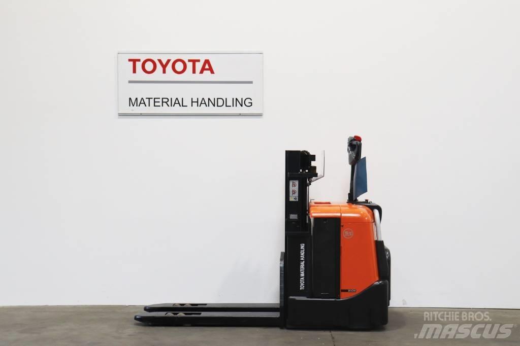 Toyota SPE125 Ručni električni viličar