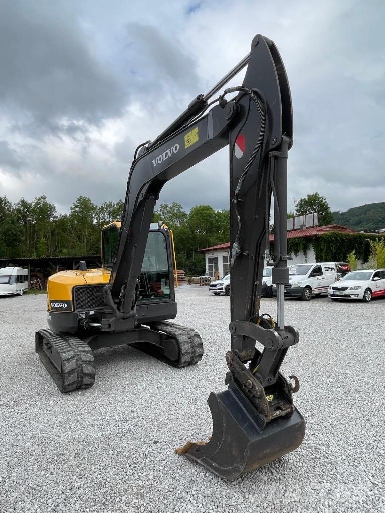 Volvo ECR88D Midi bageri 7t – 12t
