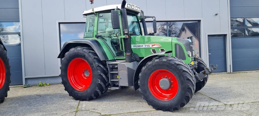 Fendt 716 Vario TMS Traktori