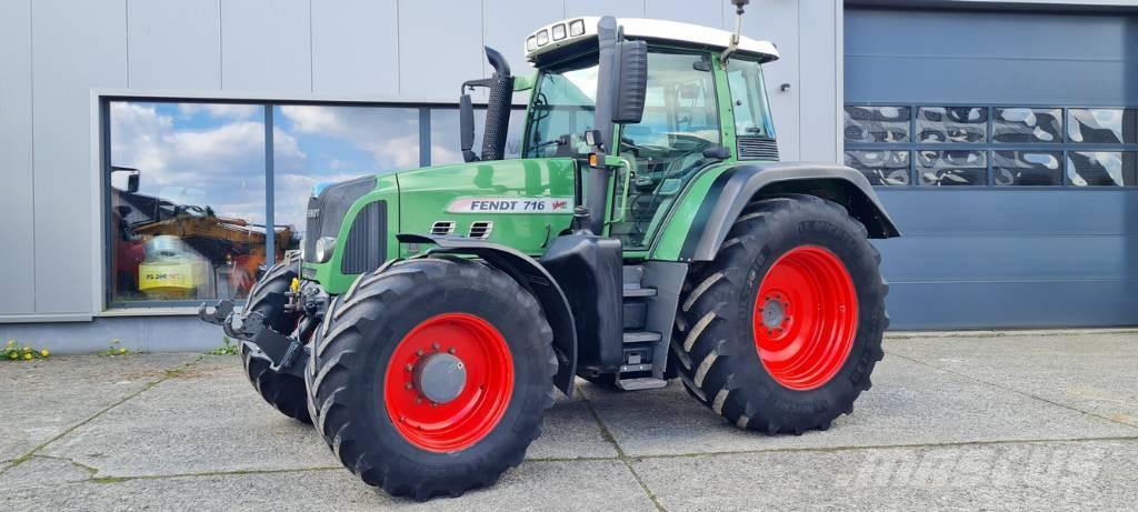Fendt 716 Vario TMS Traktori