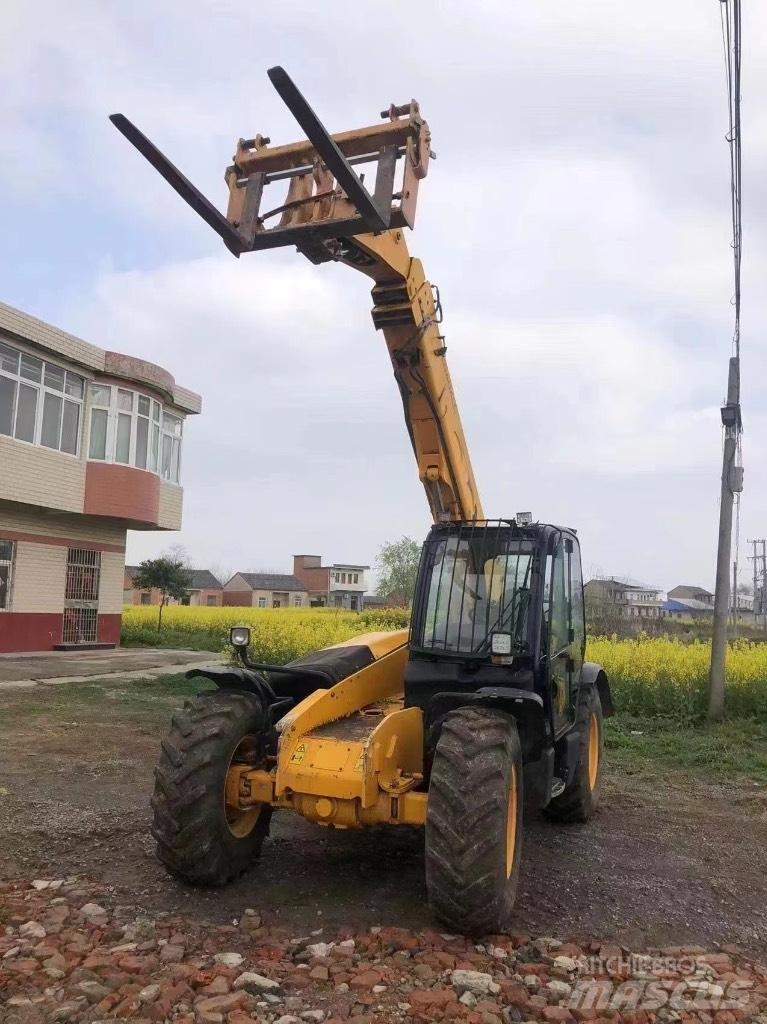JCB 535-95 Teleskopski viličari