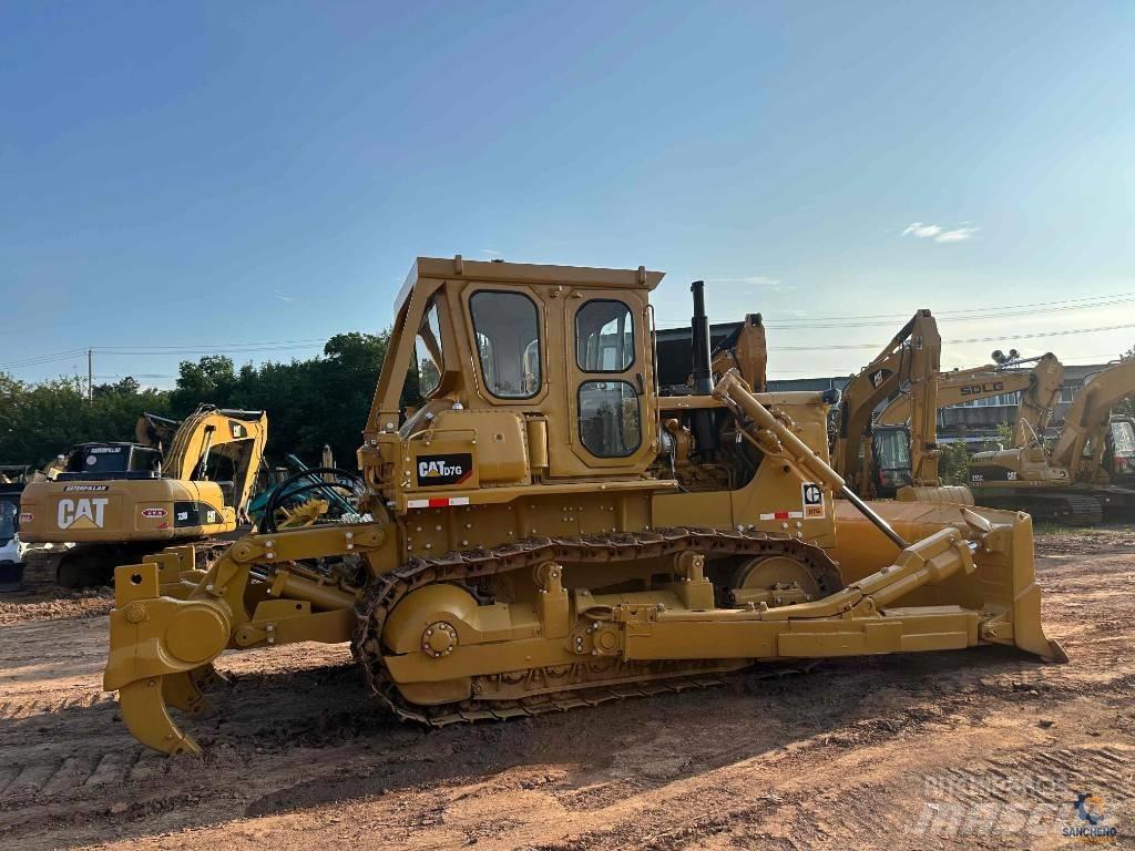 CAT D 7 G Buldožeri gusjeničari