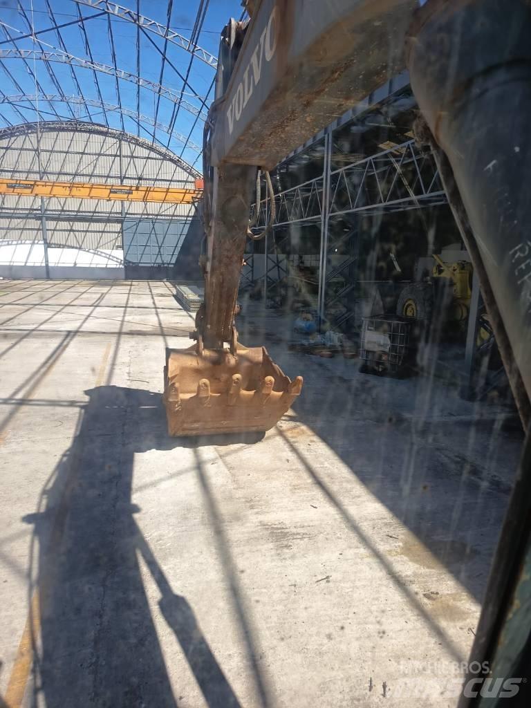 Volvo 290 Bageri gusjeničari