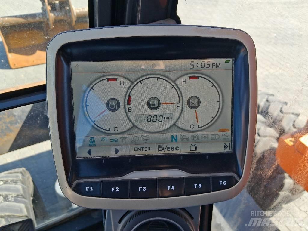 Doosan DX 140 W-3 Bageri na kotačima
