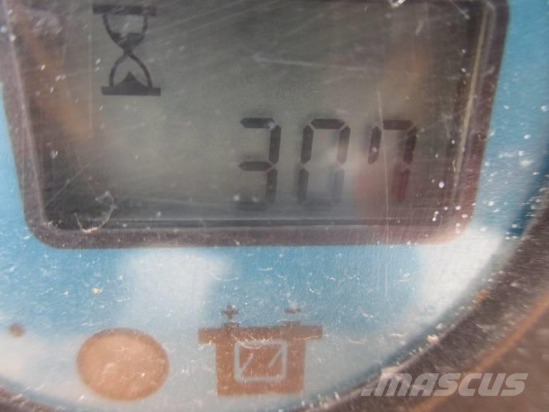 Haulotte Compact 14 Škaraste platforme