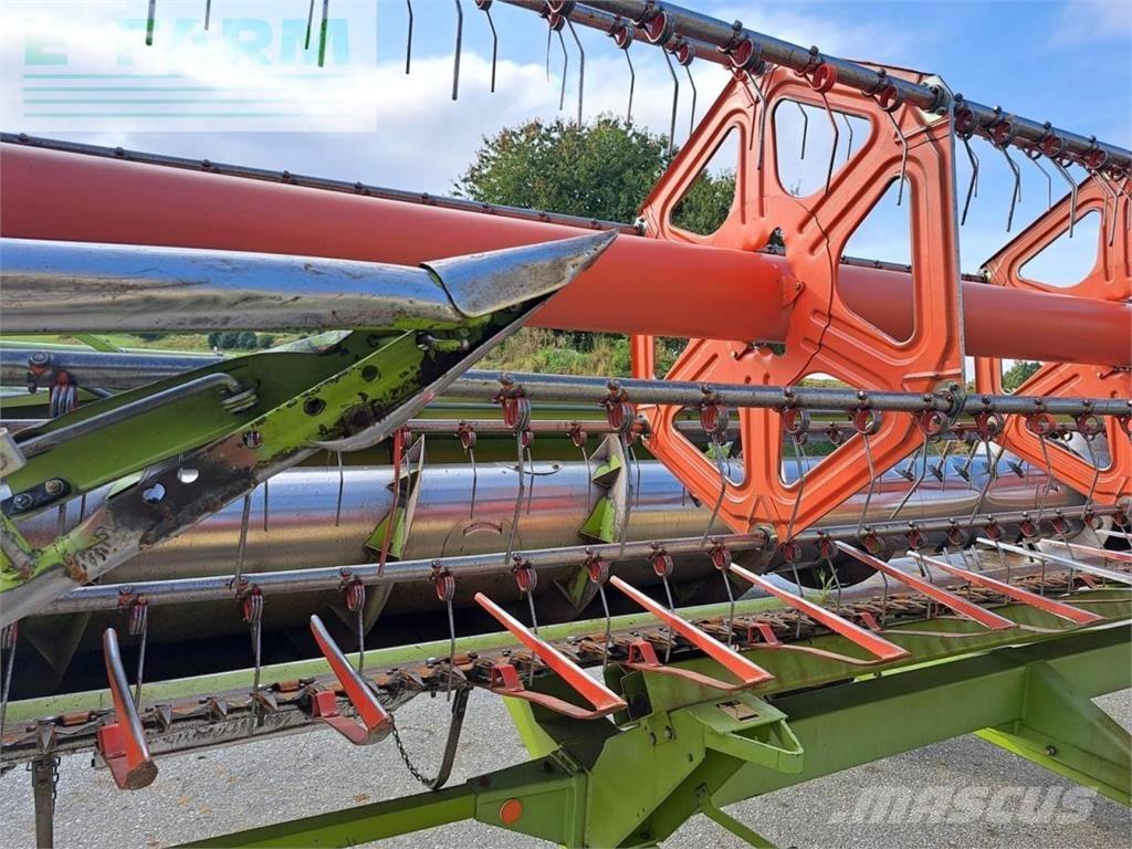 CLAAS lexion 550 Kombajni