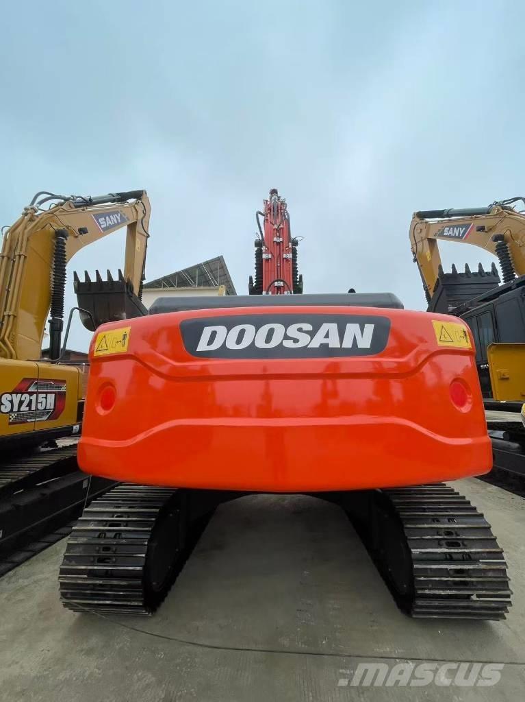 Doosan DX 225 LC Bageri gusjeničari