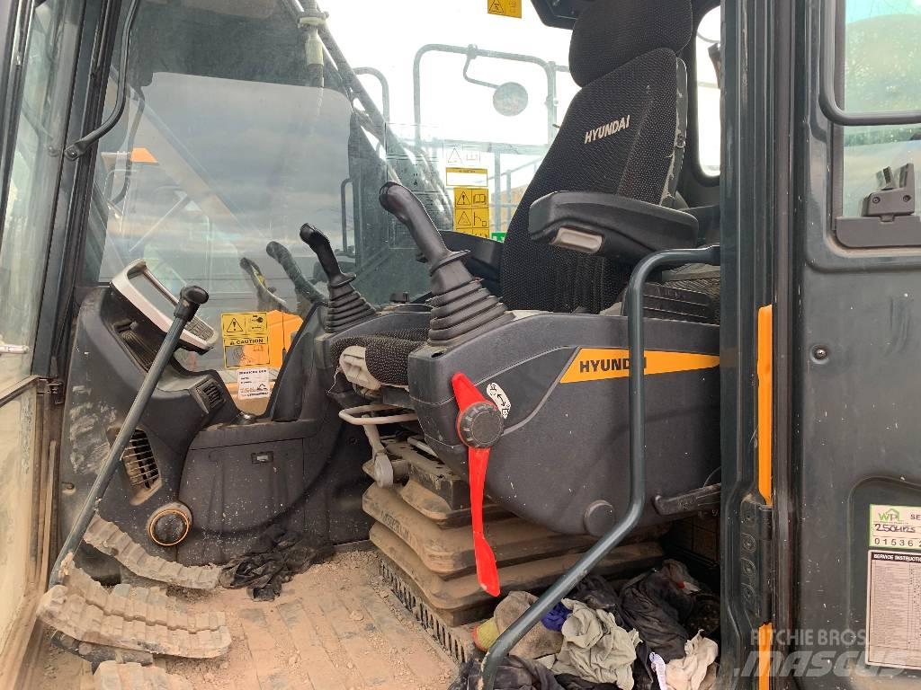 Hyundai HX220A L Bageri gusjeničari