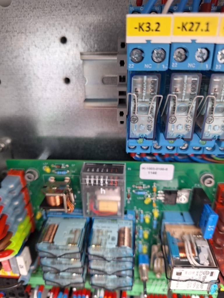 Böcker AHK 30 KS Drugi kranovi