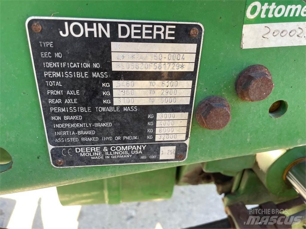 John Deere 5820 Traktori