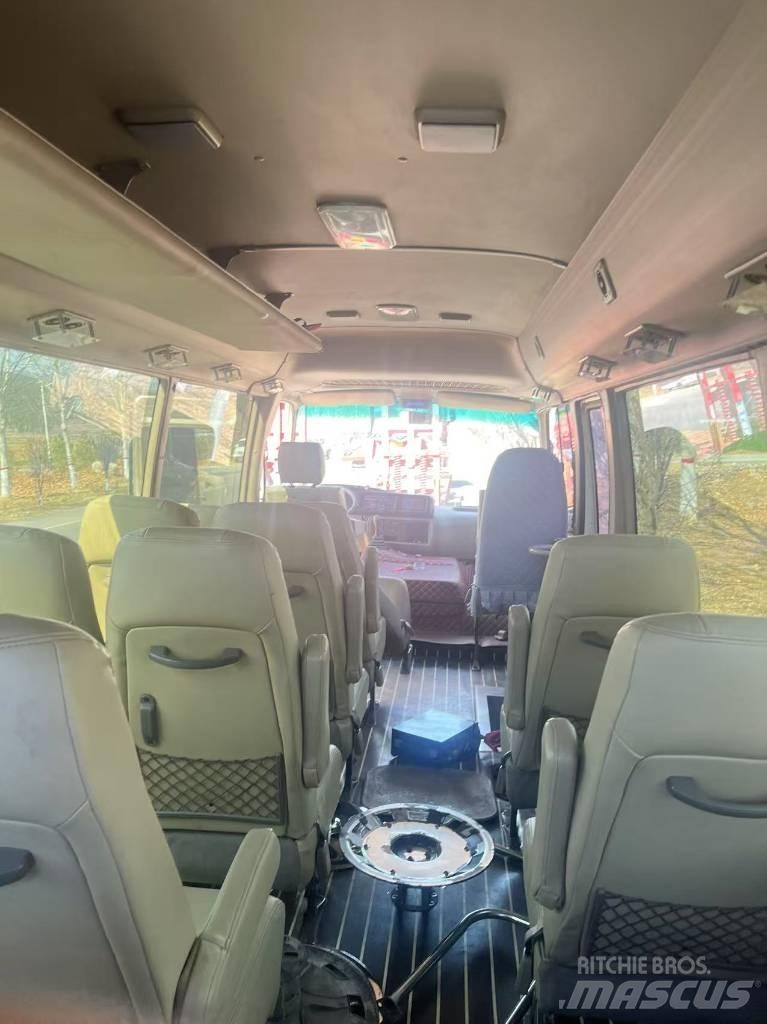 Toyota Coaster Bus Mini autobusi