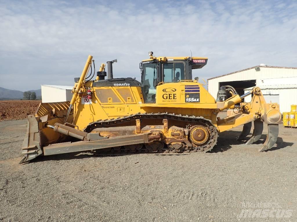 Komatsu D155AX-8 Buldožeri gusjeničari