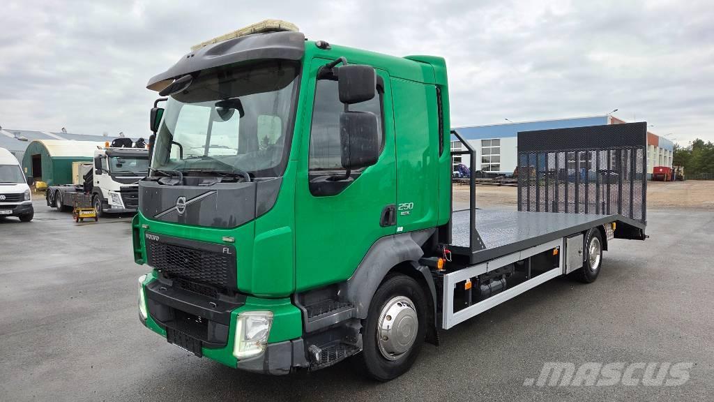 Volvo FL250 4X2 Kamioni s ravnim pločom / vitlom