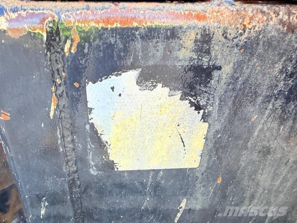 JCB 3 TST Demperi za gradilišta