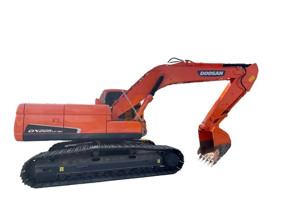 Doosan DX 225 LC Bageri gusjeničari