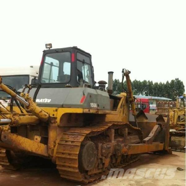 Komatsu D 155a-3 Buldožeri gusjeničari