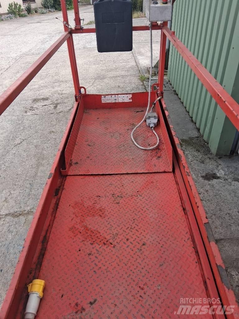 SkyJack SJ III 3226 Škaraste platforme