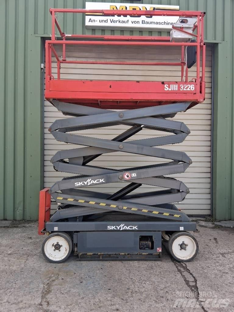 SkyJack SJ III 3226 Škaraste platforme