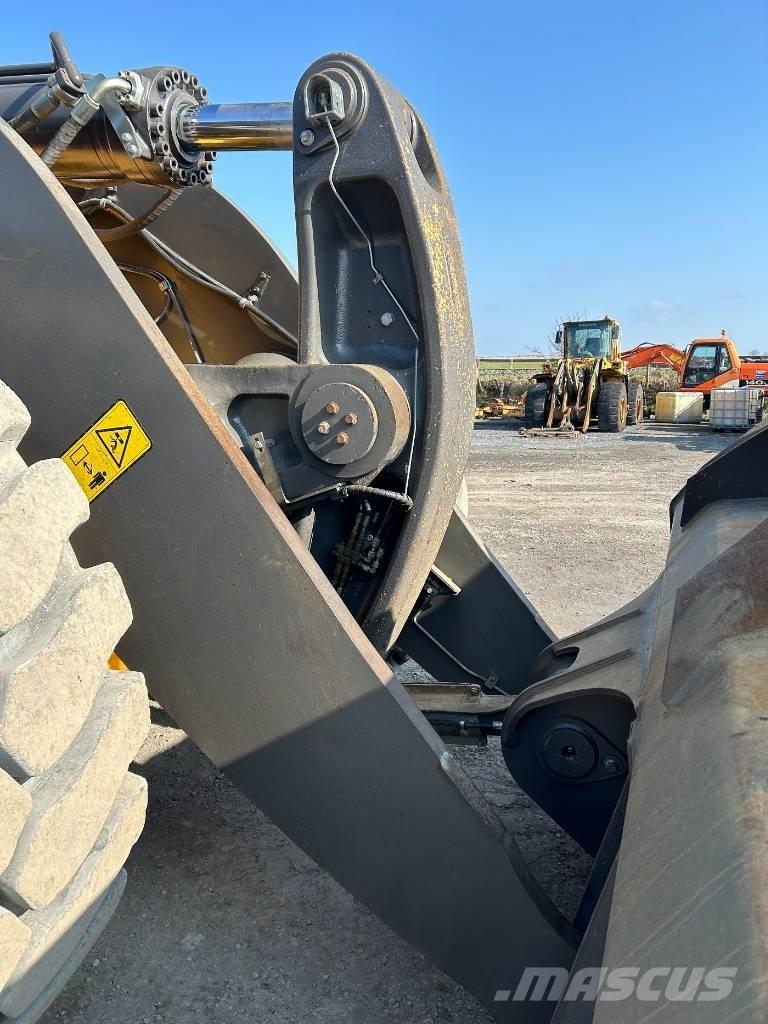 Volvo L 260 H Utovarivači na kotačima