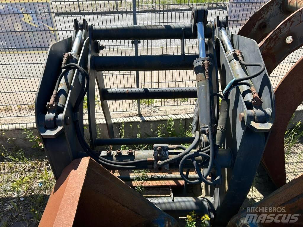 Volvo BM Holzgreifer Bageri za manipuliranje materijalom / otpadom