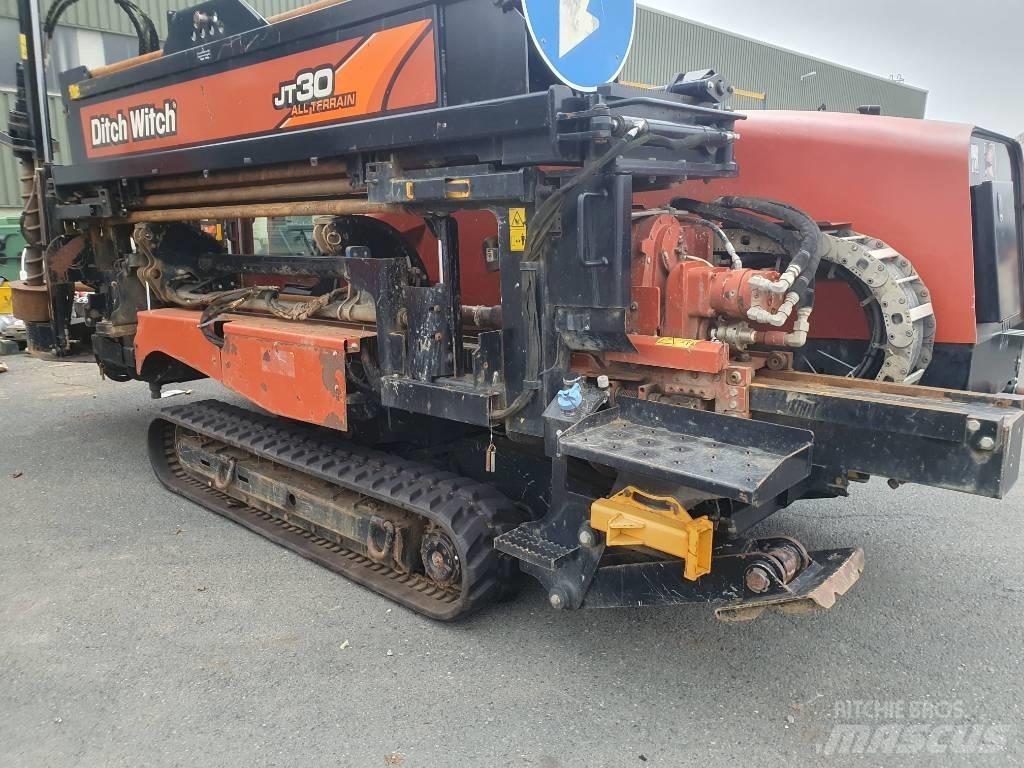 Ditch Witch JT 30 AT Oprema za vodoravno usmjerenje bušenja