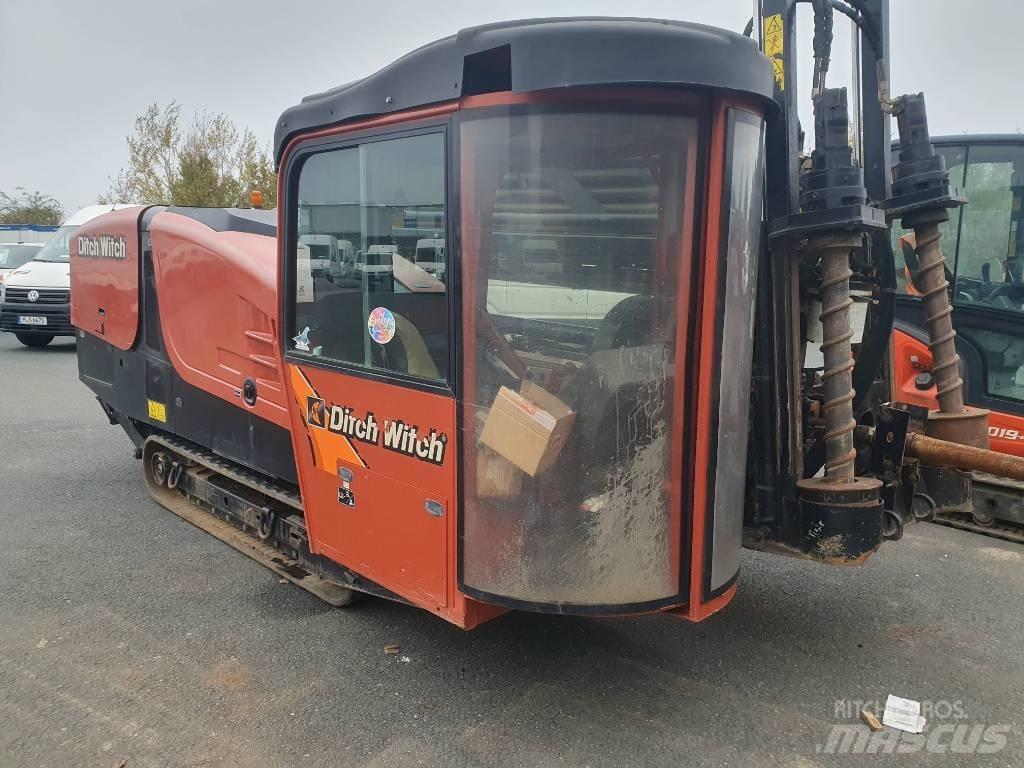 Ditch Witch JT 30 AT Oprema za vodoravno usmjerenje bušenja