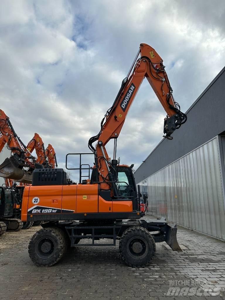 Doosan DX 190 W-7 Bageri na kotačima