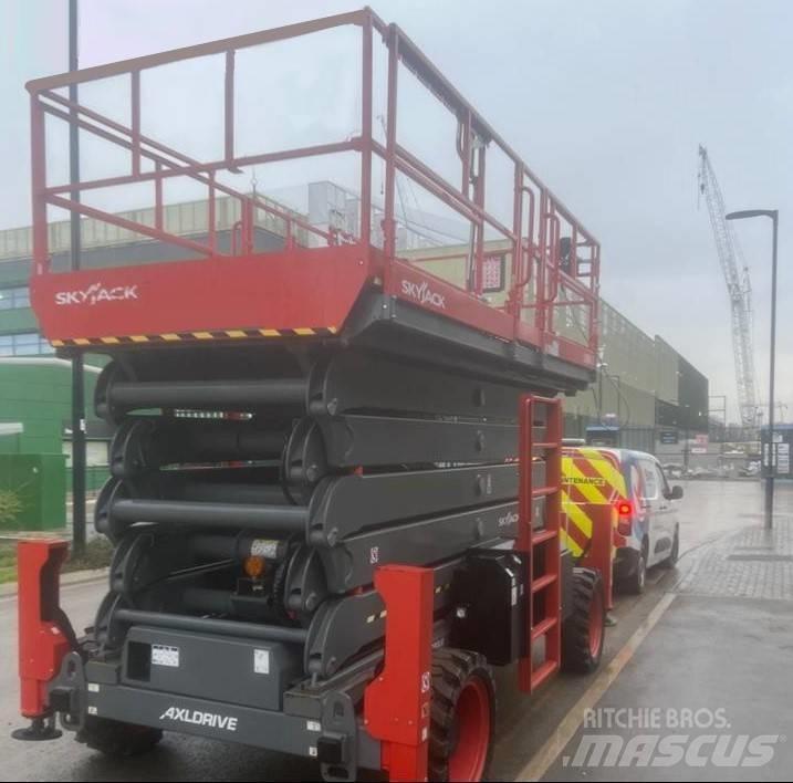 SkyJack SJ9664RT Škaraste platforme