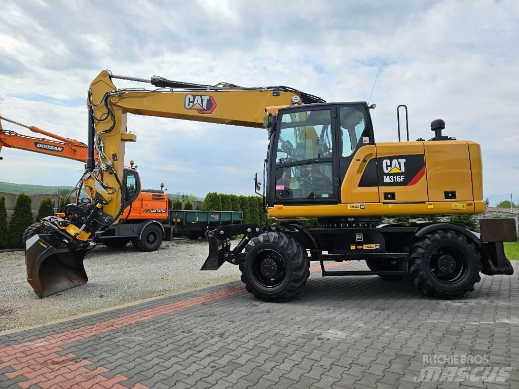 CAT M 316 F Bageri na kotačima