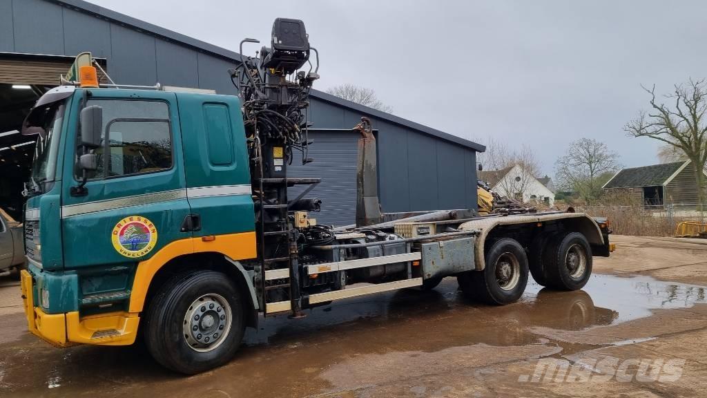 Ginaf M 3232-S Rol kiper kamioni s kukama za dizanje