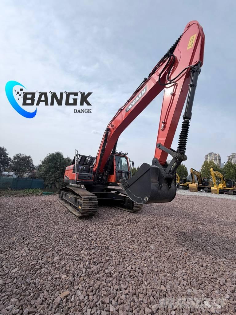 Doosan DX 225 LC Bageri gusjeničari